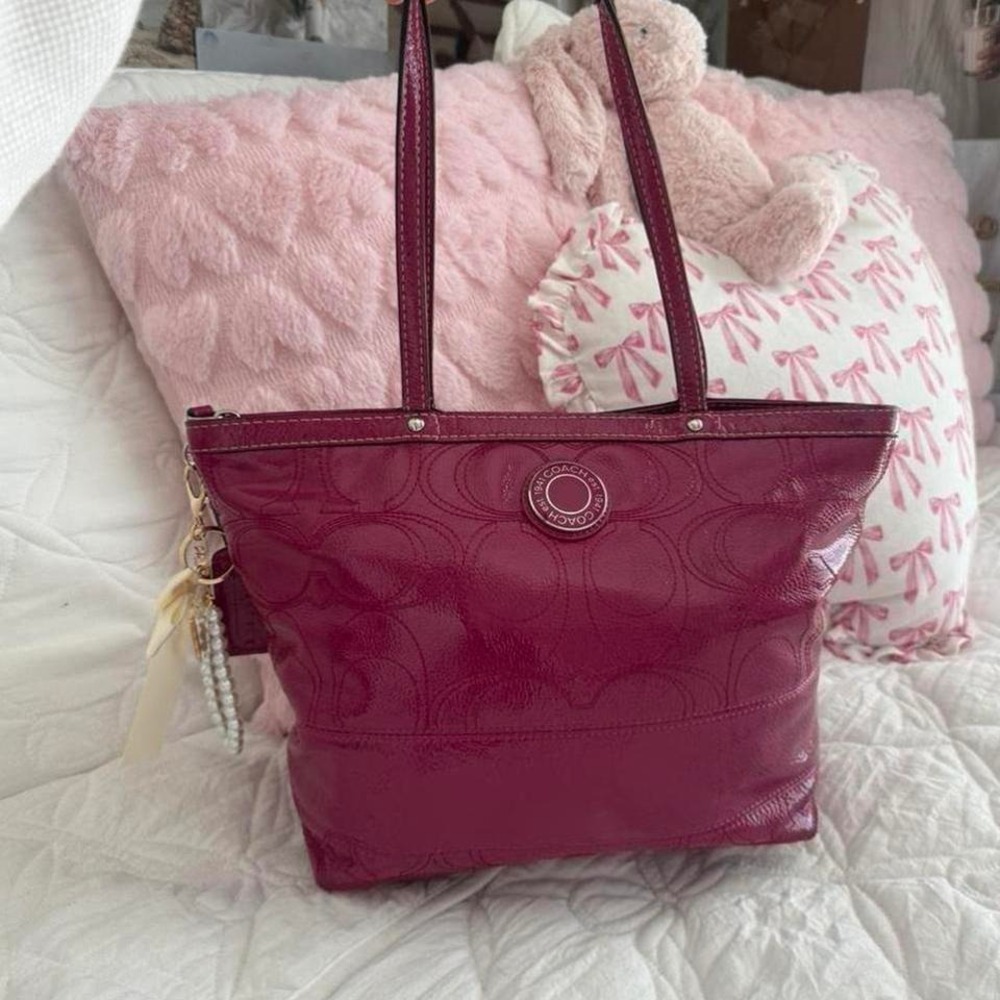 Y2K Coach Hot Pink purse/bag